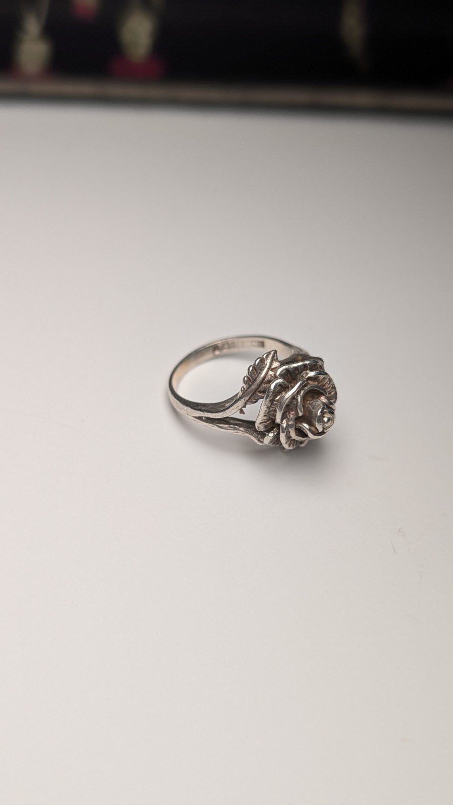 Vintage Sterling Silver 1977 English Rose Ring | Size L 1/2 | 925 Silver - Image 3