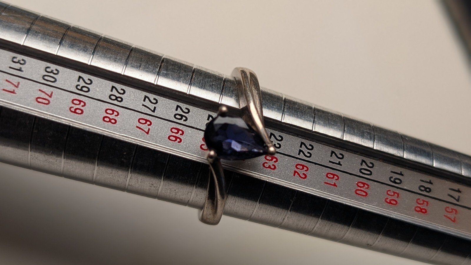 Vintage Sterling Silver Blue/Purple Iolite Ring | Size V 1/2 | 925 Silver - Image 9