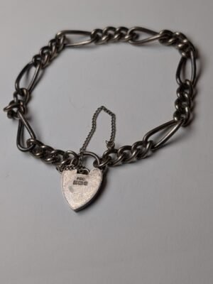 Vintage Sterling Silver 1974 Heart Padlock Bracelet | 13.69g | 925 Silver | 17cm