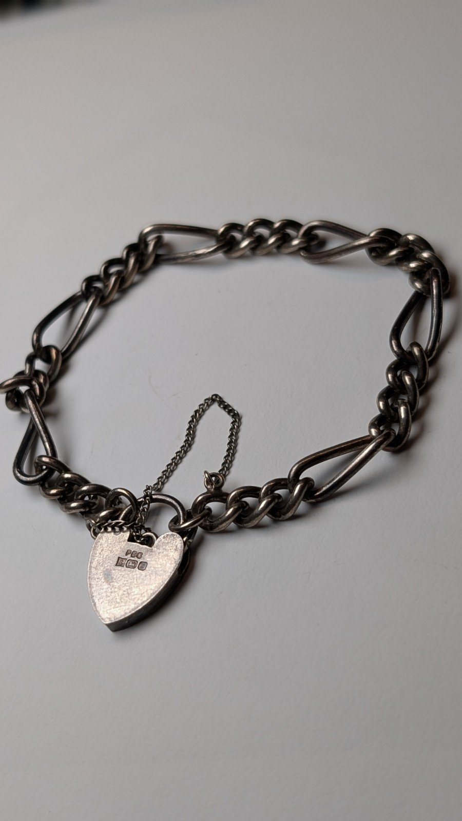Vintage Sterling Silver 1974 Heart Padlock Bracelet | 13.69g | 925 Silver | 17cm - Image 3