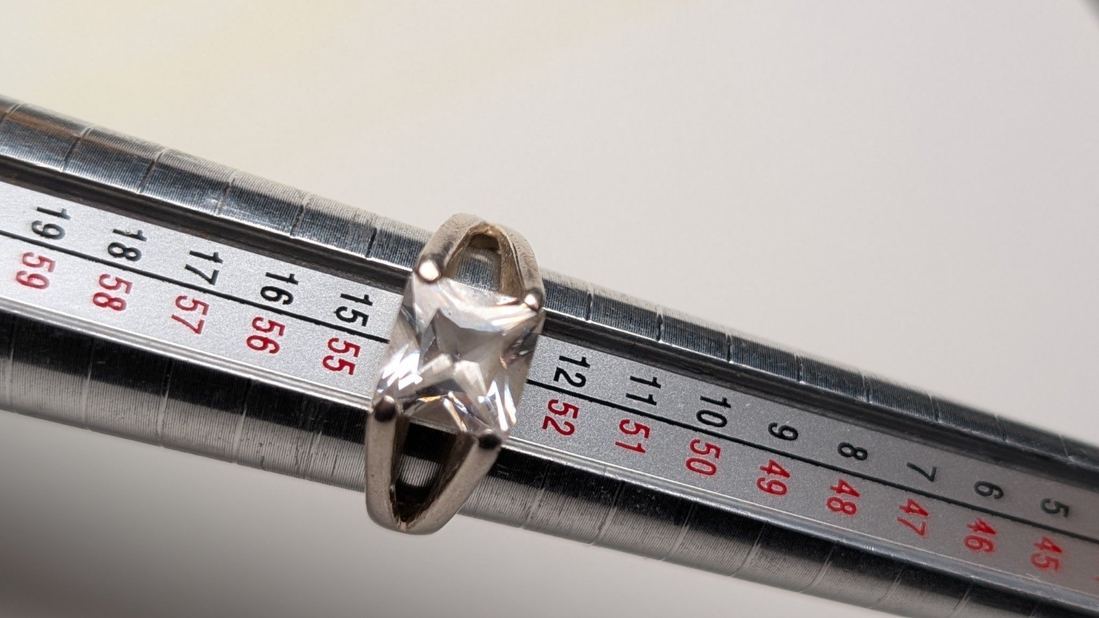 Vintage Sterling Silver CZ Stone Ring | Size N | 925 Silver - Image 7