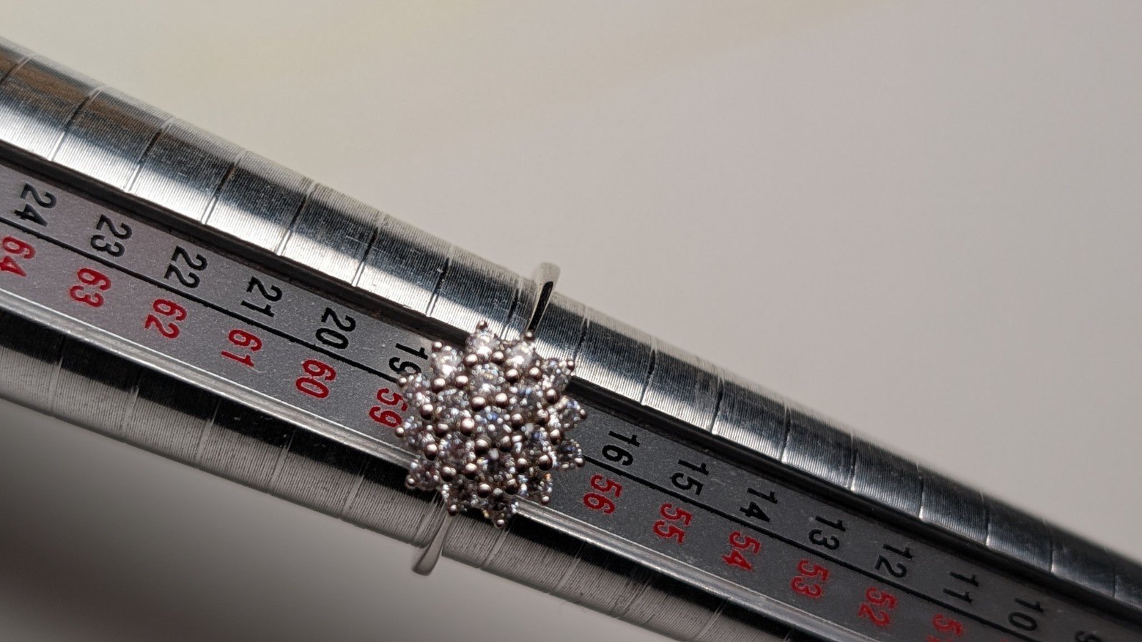 Vintage Sterling Silver Clear CZ Cluster Ring | Size Q | 925 Silver - Image 8