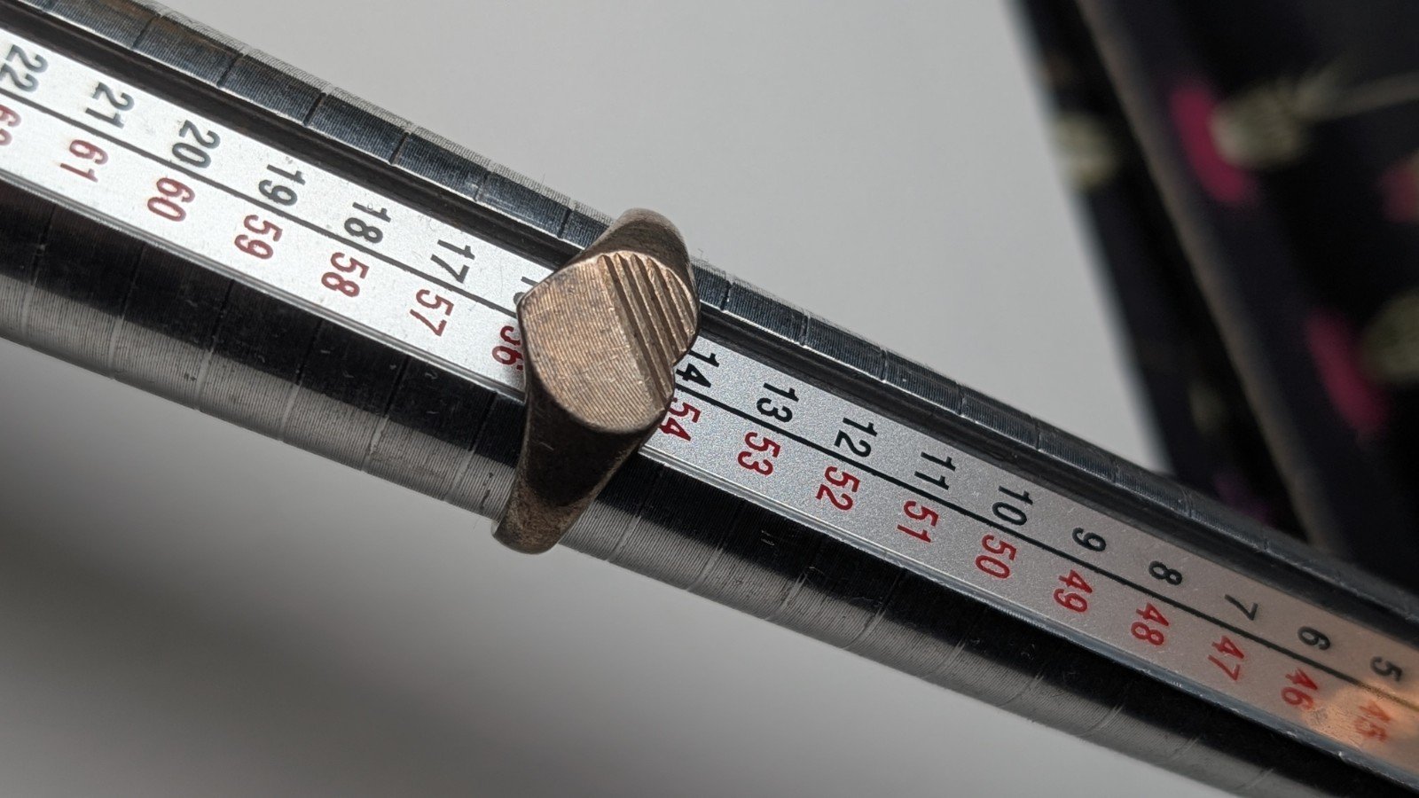 Vintage Sterling Silver 1975 Made In London Heart Signet Ring | Size O | 925 - Image 8