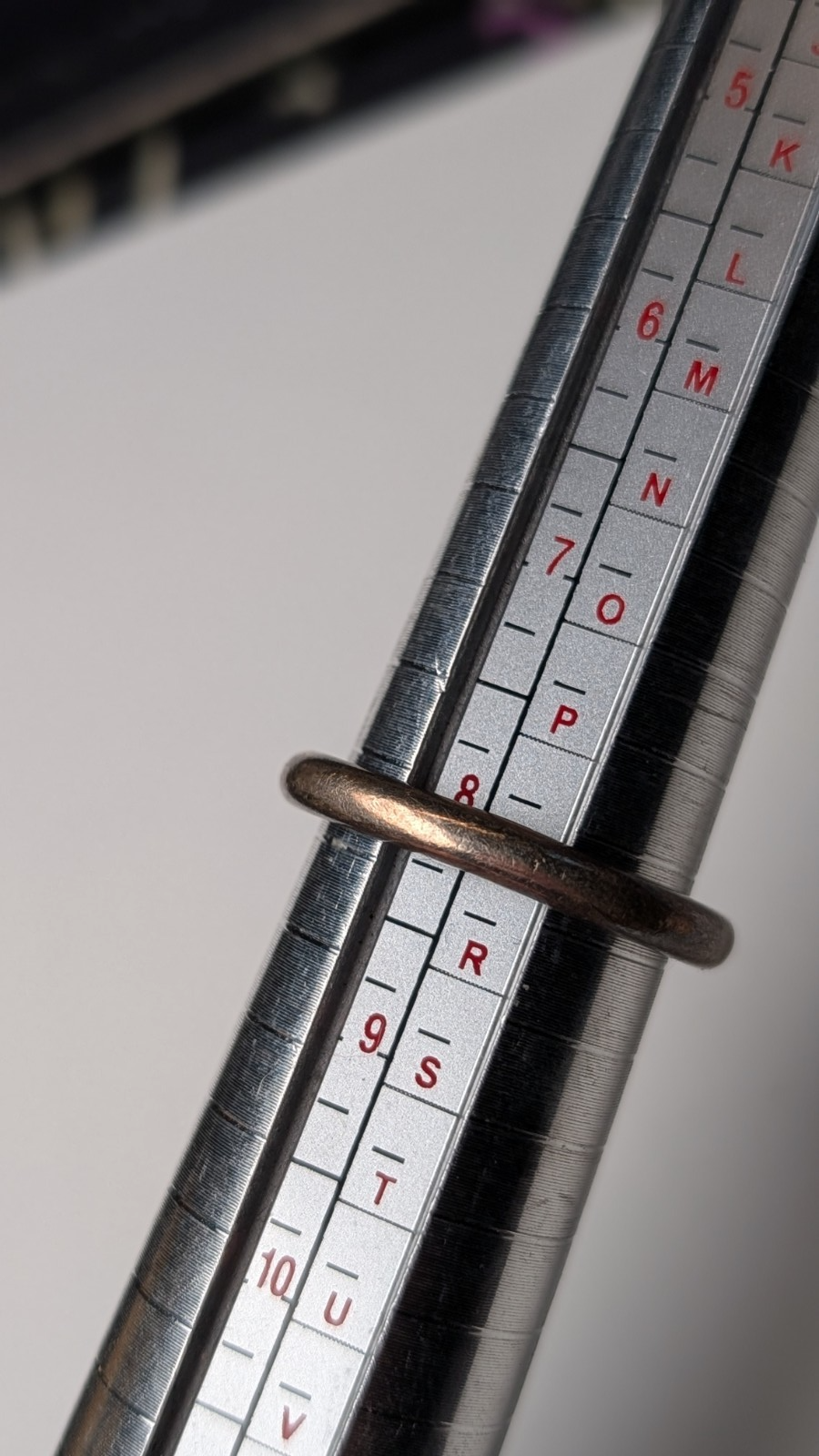 Vintage Sterling Silver Green Peridot Gemstone Ring | Size Q | 925 Silver - Image 8