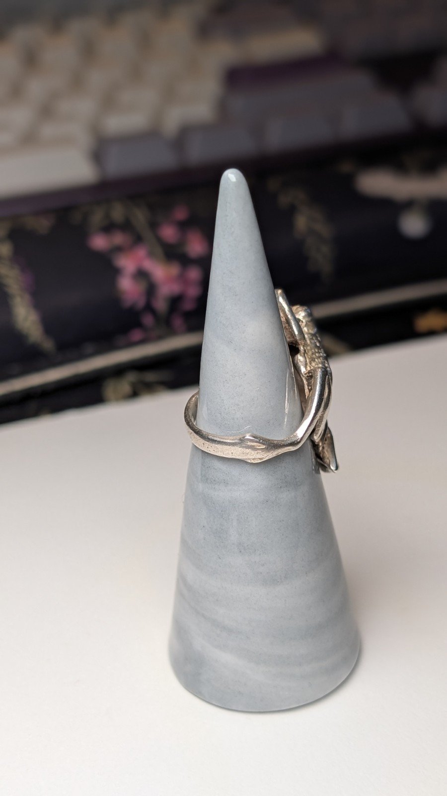 Vintage Sterling Silver Large Frog Ring | Size K | 925 Silver - Image 11