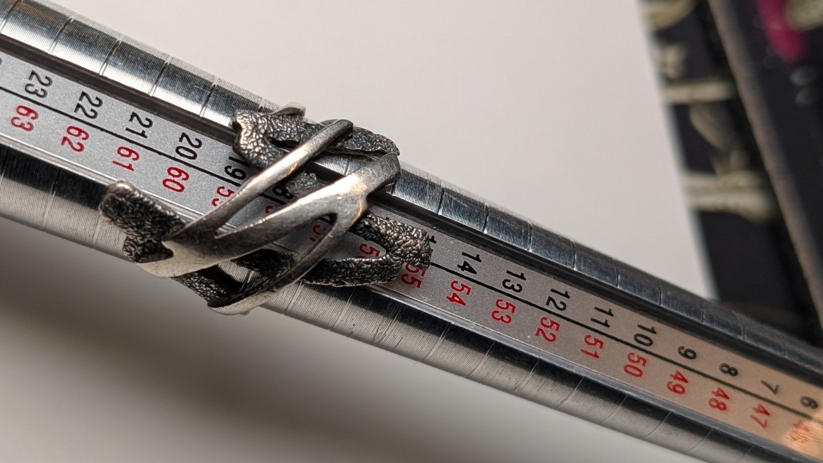 Vintage Sterling Silver Brutalist Ring | Size Q | 925 Silver - Image 11