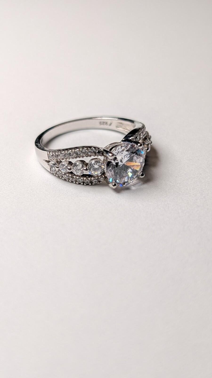 Vintage Sterling Silver Cluster Clear Gemstone Ring | Size Q 1/2 | 925 Silver