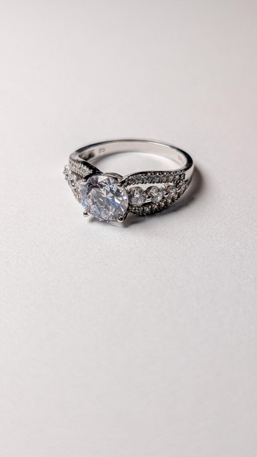 Vintage Sterling Silver Cluster Clear Gemstone Ring | Size Q 1/2 | 925 Silver - Image 3