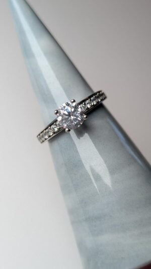 Vintage Sterling Silver CZ Stone Ring | Size N | 925 Silver