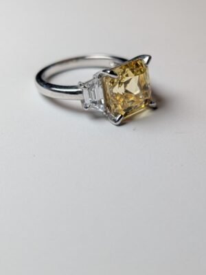 Vintage Sterling Silver Trilogy Clear & Yellow DQCZ Gemstone Ring | Size M 1/2
