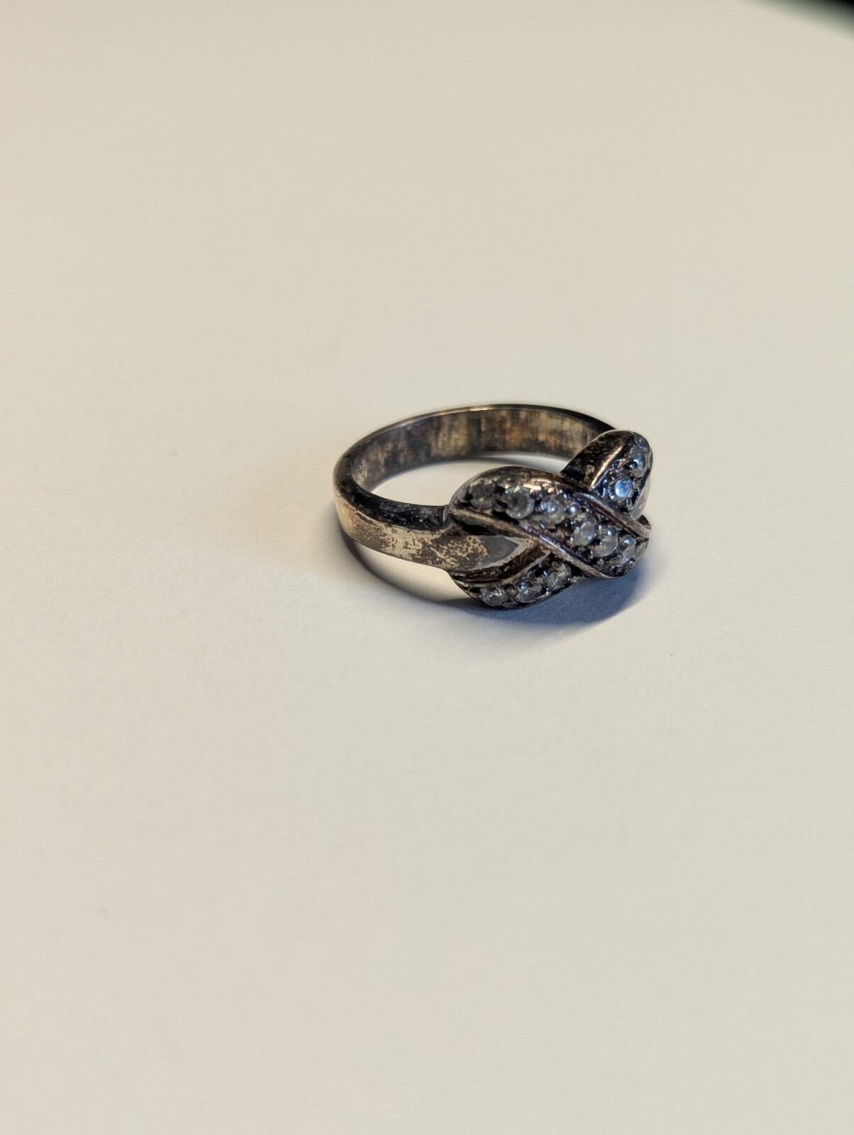 Vintage Sterling Silver CZ Cross Ring | Size M | 925 Silver - Image 2