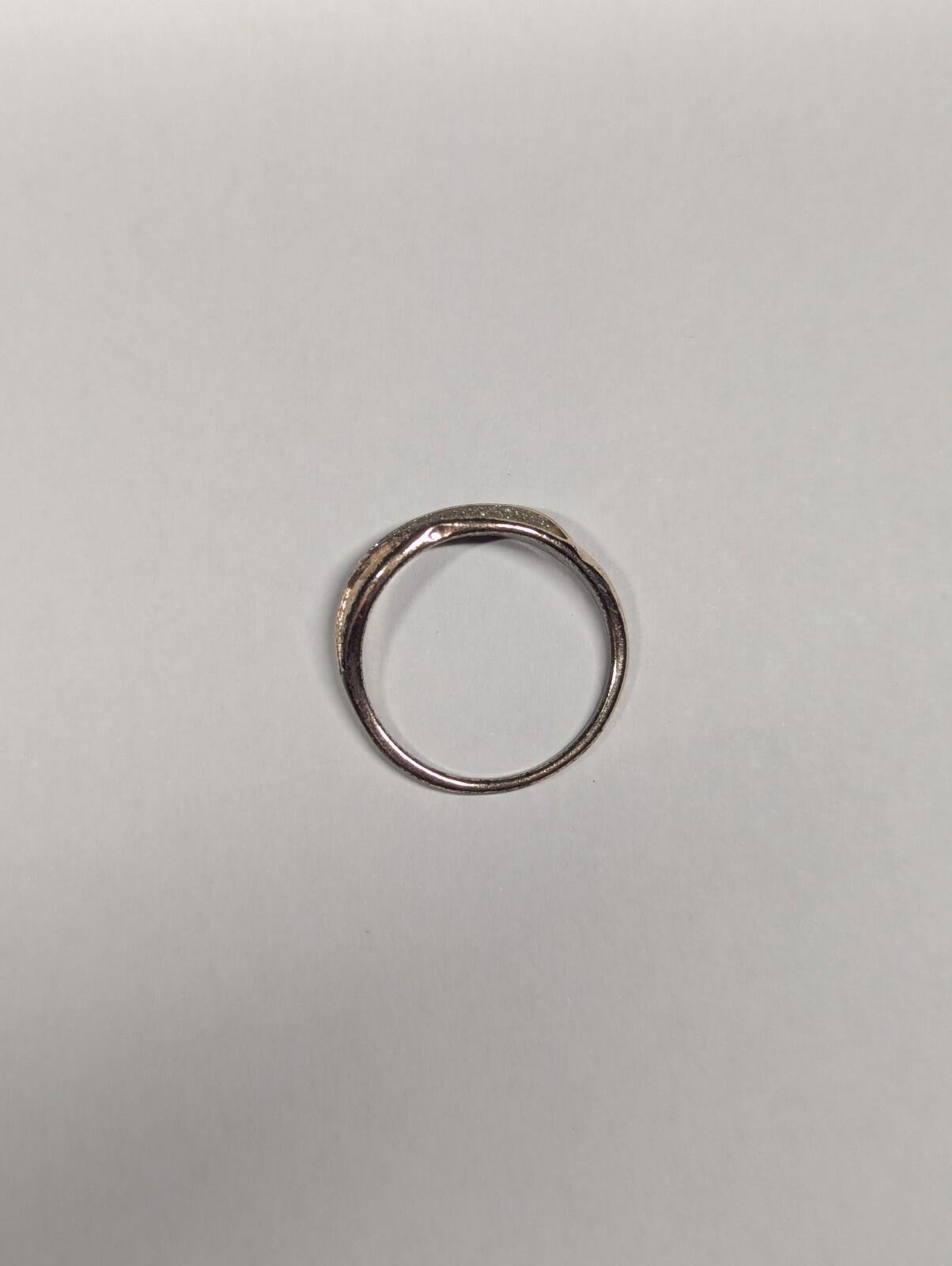 Vintage Costume Jewellery Glittery Ring | Size X | Costume Jewellery Ring - Image 5
