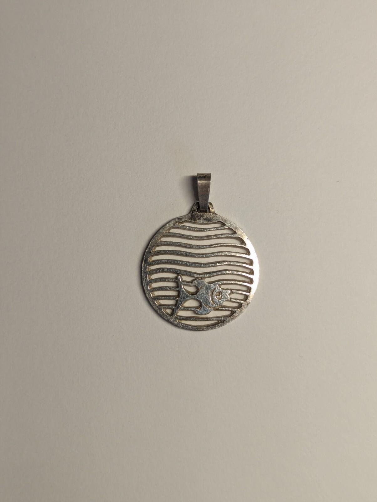Vintage Sterling Silver Fish And Ocean Pendant | 925 Silver - Image 2