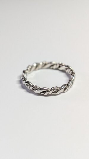 Vintage Sterling Silver Twist Ring | Size Q | 925 Silver