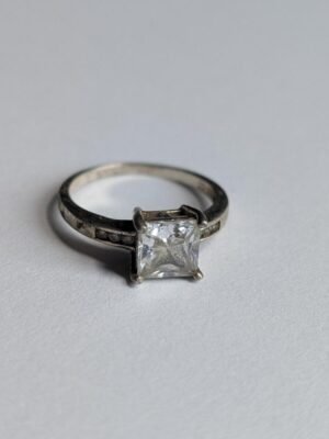 Vintage Sterling Silver Princess Cut Stone Ring | Size Q | 925 Silver