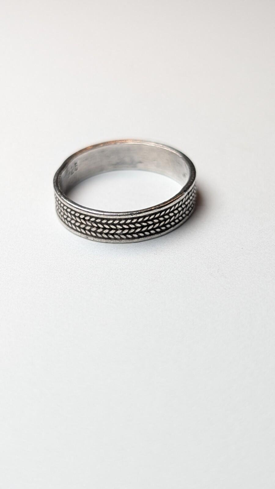 Vintage Sterling Silver Weave Patterned Band Ring | Size R 1/2 | 925 Silver - Image 2