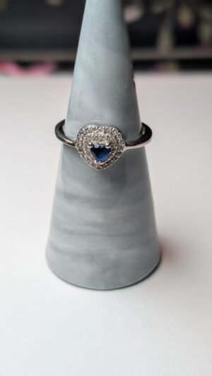 Vintage Sterling Silver Blue Heart Gemstone Cluster Ring | Size Q | 925 Silver
