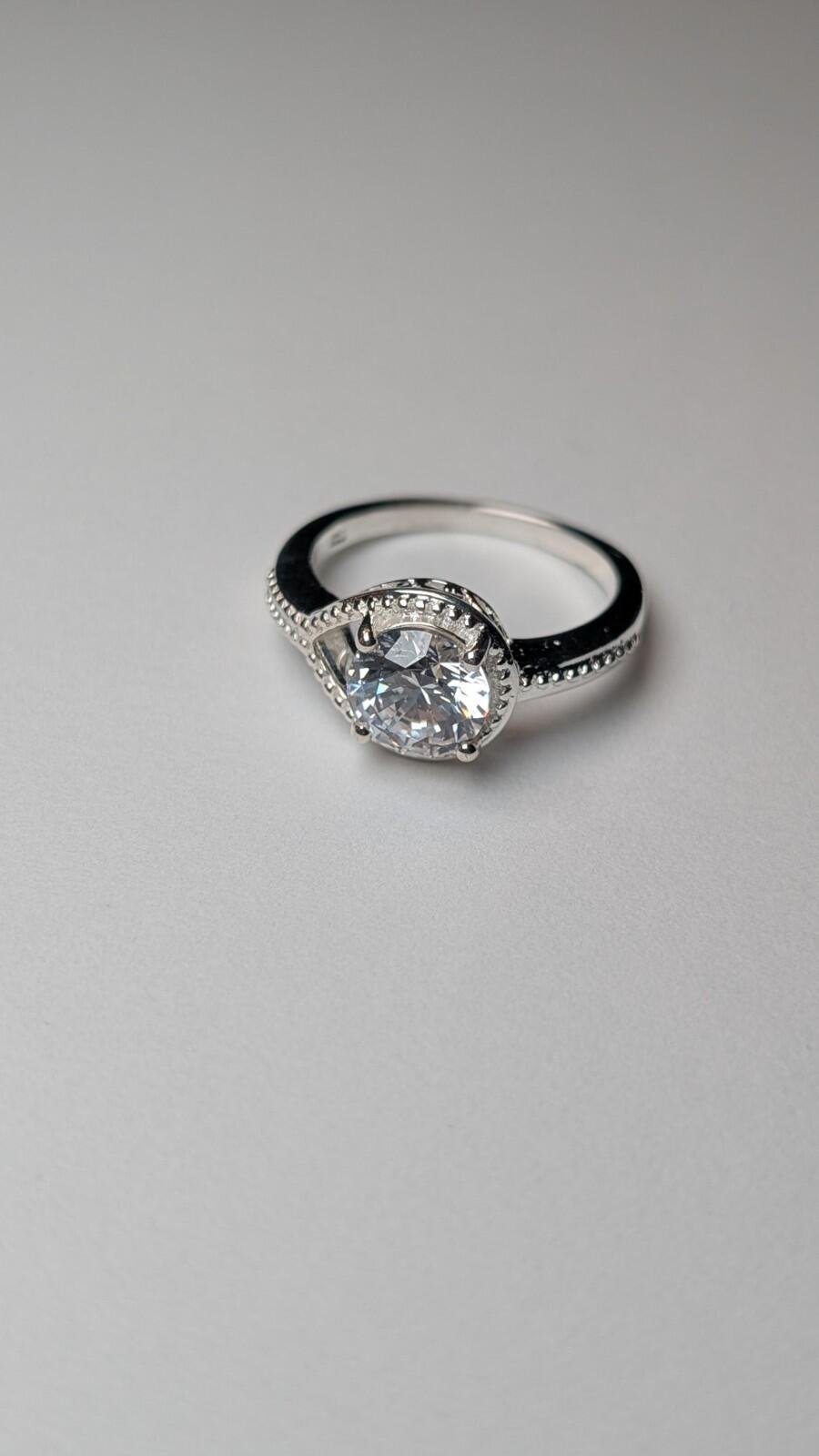 Vintage Sterling Silver Swarovski Clear Gemstone Ring | Size P 1/2 | 925