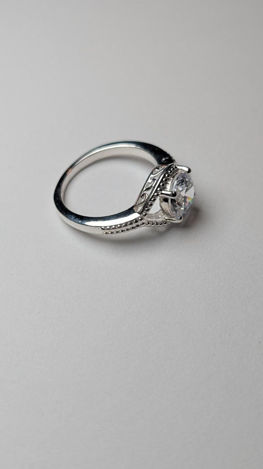 Vintage Sterling Silver Swarovski Clear Gemstone Ring | Size P 1/2 | 925 - Image 2