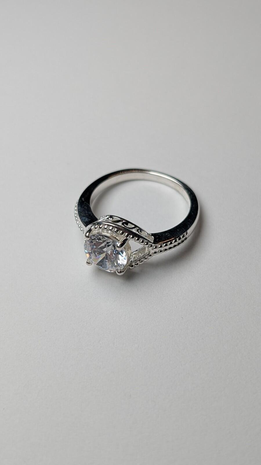 Vintage Sterling Silver Swarovski Clear Gemstone Ring | Size P 1/2 | 925 - Image 5