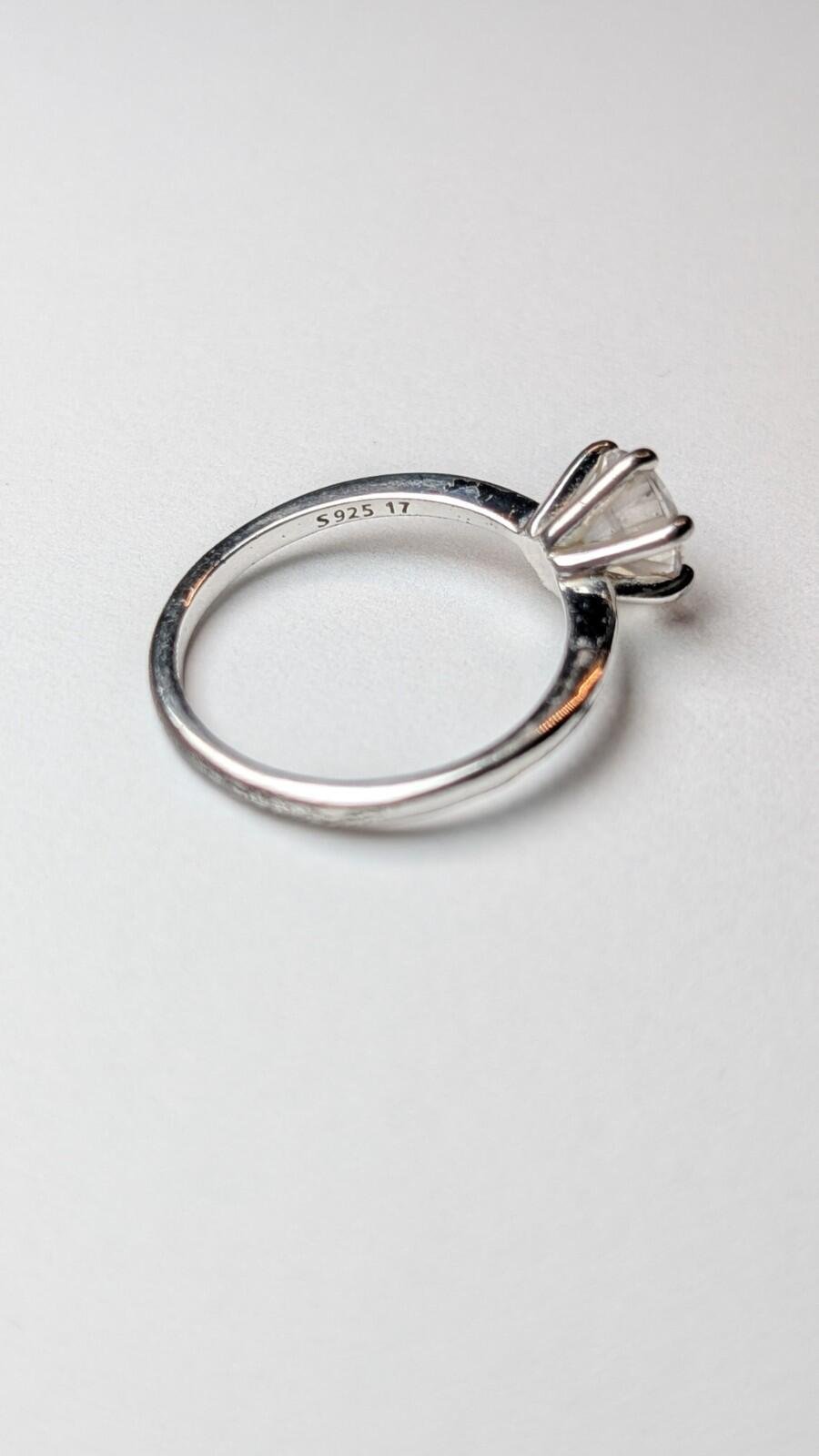 Vintage Sterling Silver CZ Solitaire Clear Gemstone Ring | Size P | 925 - Image 3