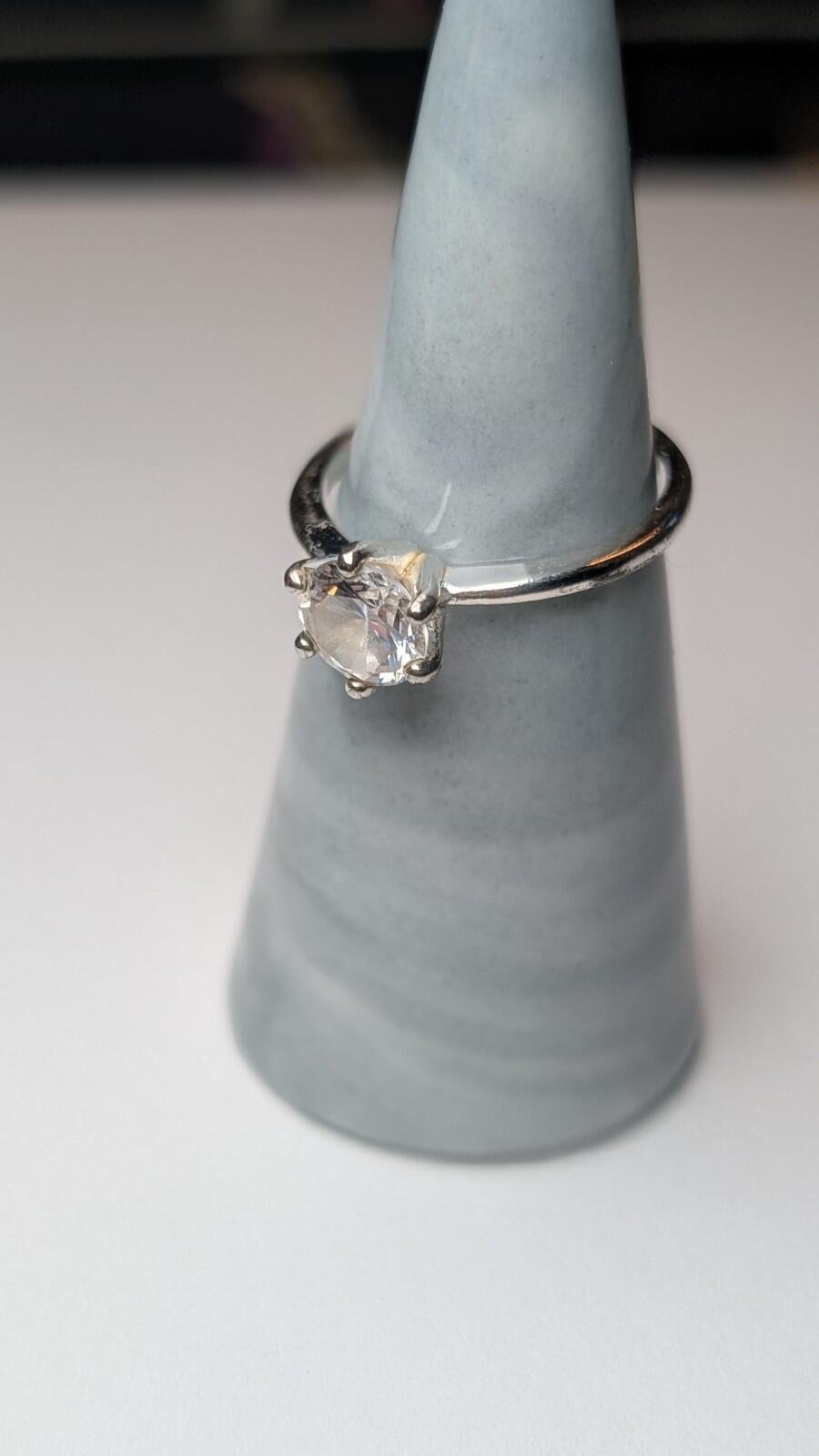 Vintage Sterling Silver CZ Solitaire Clear Gemstone Ring | Size P | 925 - Image 6