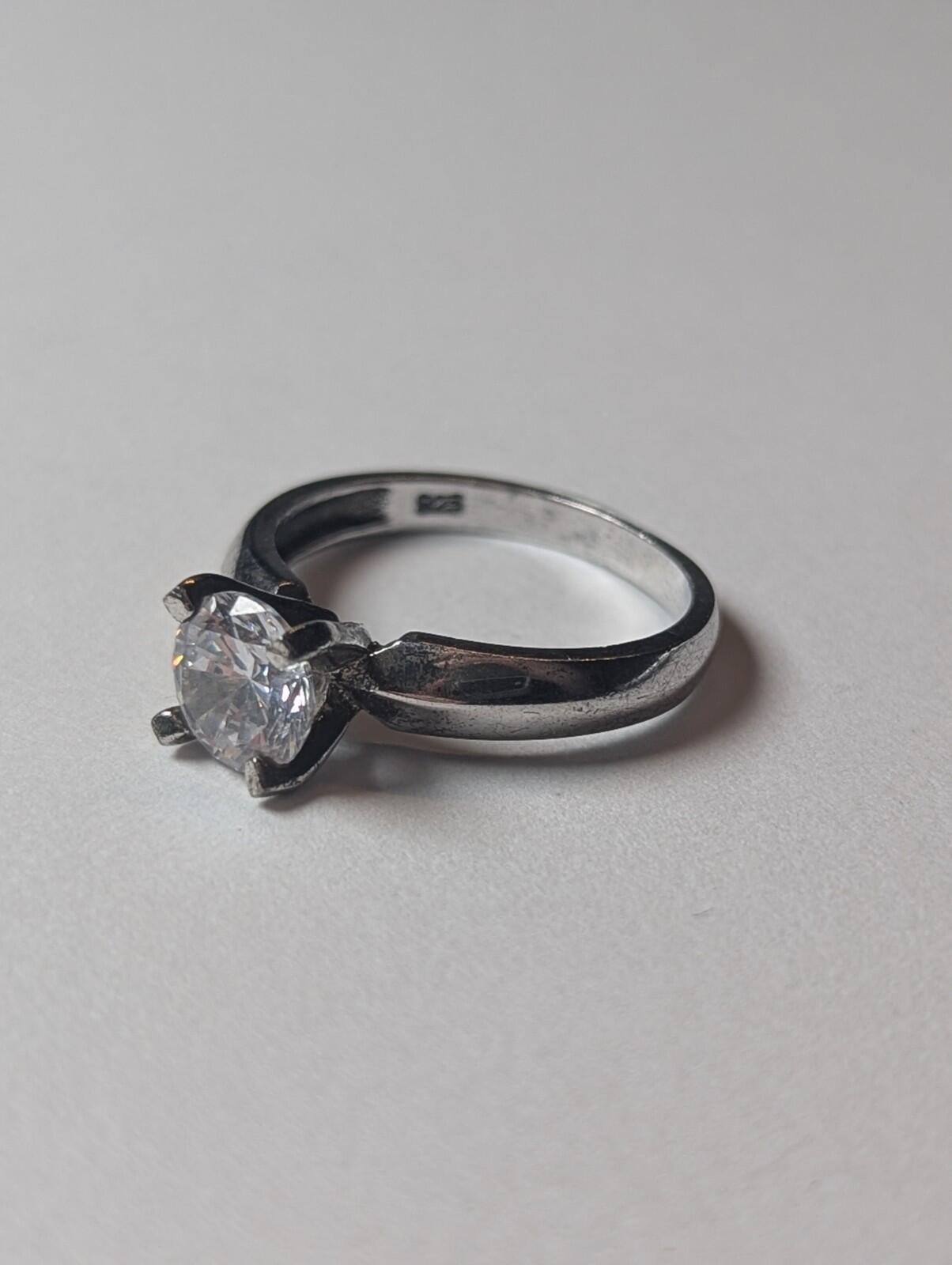 Vintage Sterling Silver CZ Stone Clear Gemstone Ring | Size O | 925 - Image 4