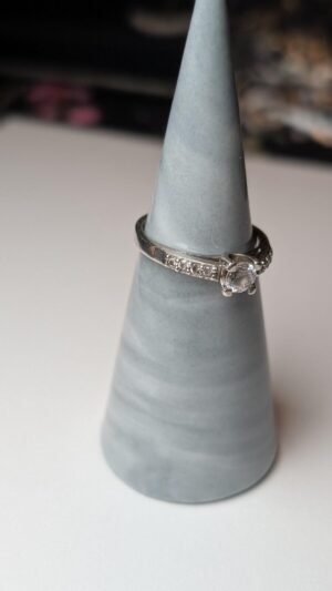 Vintage Sterling Silver CZ Stone Clear Gemstone Ring | Size M | 925