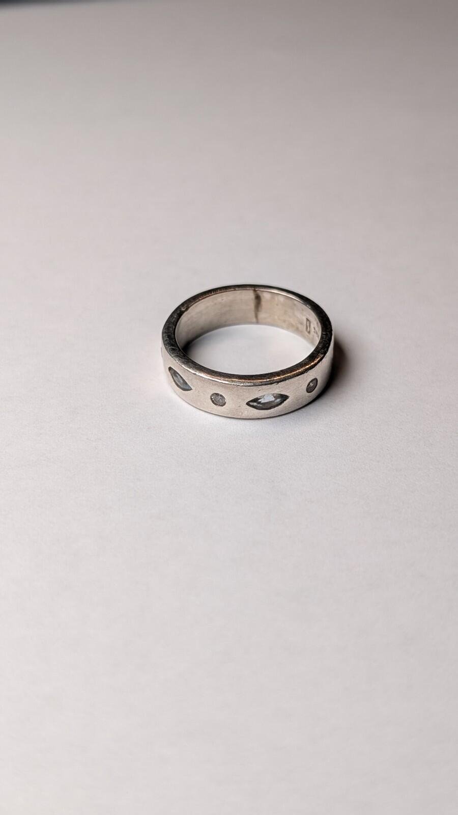 Vintage Sterling Silver Clear Gemstone Band Ring | Size N | 925 Silver - Image 2