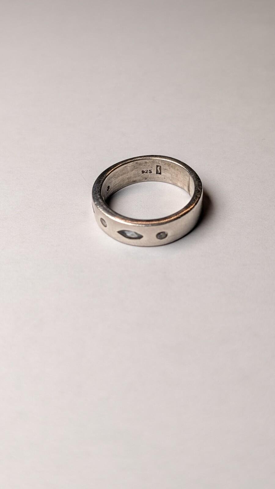 Vintage Sterling Silver Clear Gemstone Band Ring | Size N | 925 Silver - Image 3