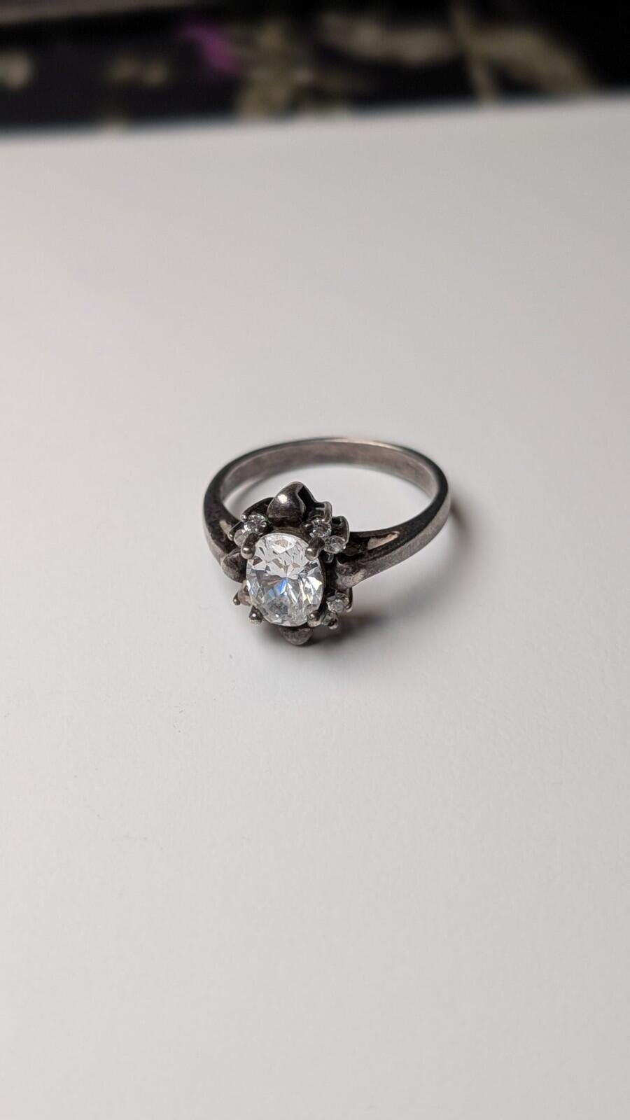 Vintage Sterling Silver Clear Gemstone Cluster Ring | Size O 1/2 | 925 Silver - Image 3