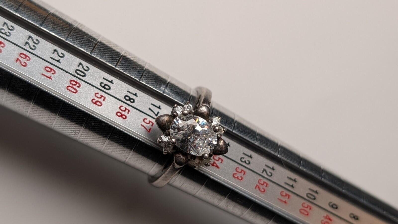 Vintage Sterling Silver Clear Gemstone Cluster Ring | Size O 1/2 | 925 Silver - Image 8