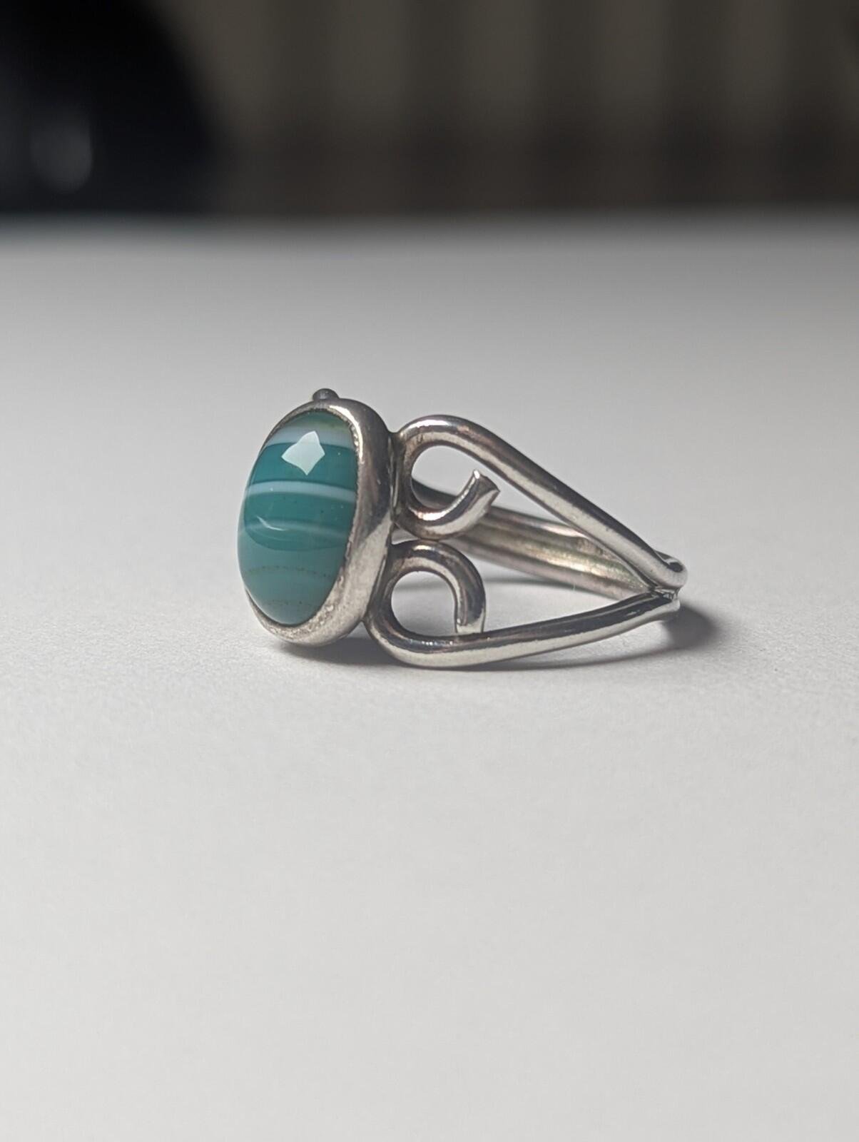 Vintage Sterling Silver 1977 Green Banded Agate Ring | Size K | 925 Silver - Image 2