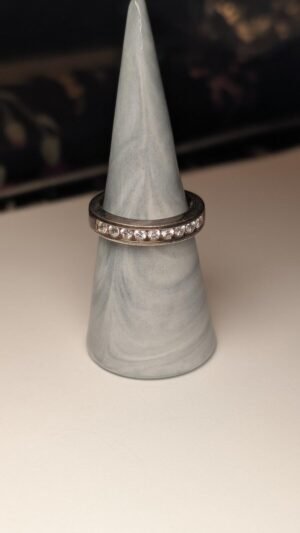 Vintage Sterling Silver Clear Gemstone Band Ring | Size S | 925 Silver