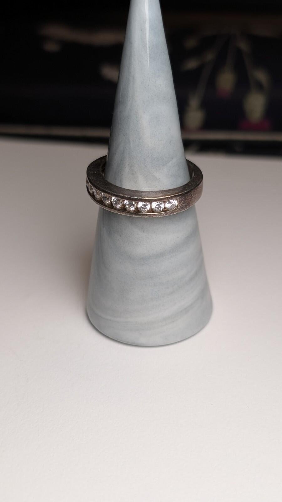 Vintage Sterling Silver Clear Gemstone Band Ring | Size S | 925 Silver - Image 6