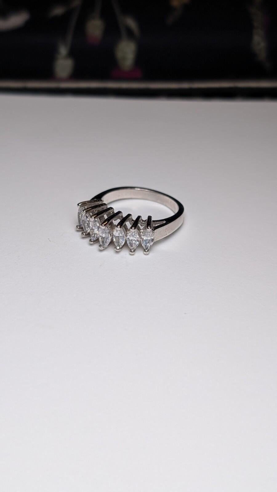 Vintage Sterling Silver Clear Gemstone Ring | Size Q | 925 Silver - Image 2