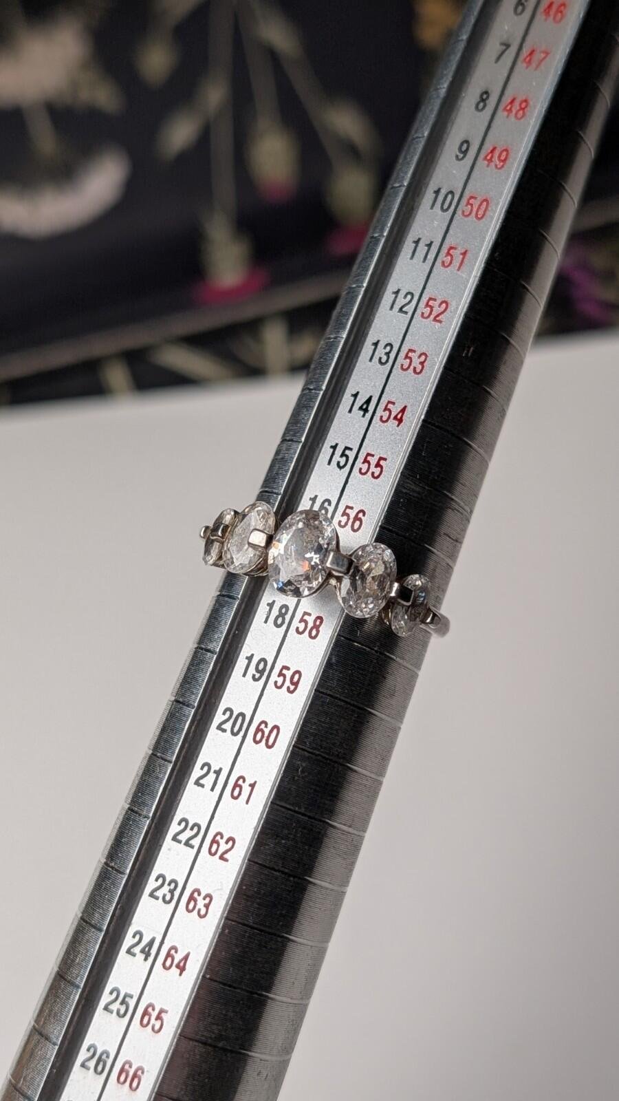 Vintage Sterling Silver CZ 5 Stone Clear Gemstone Ring | Size P 1/2 | 925 - Image 8