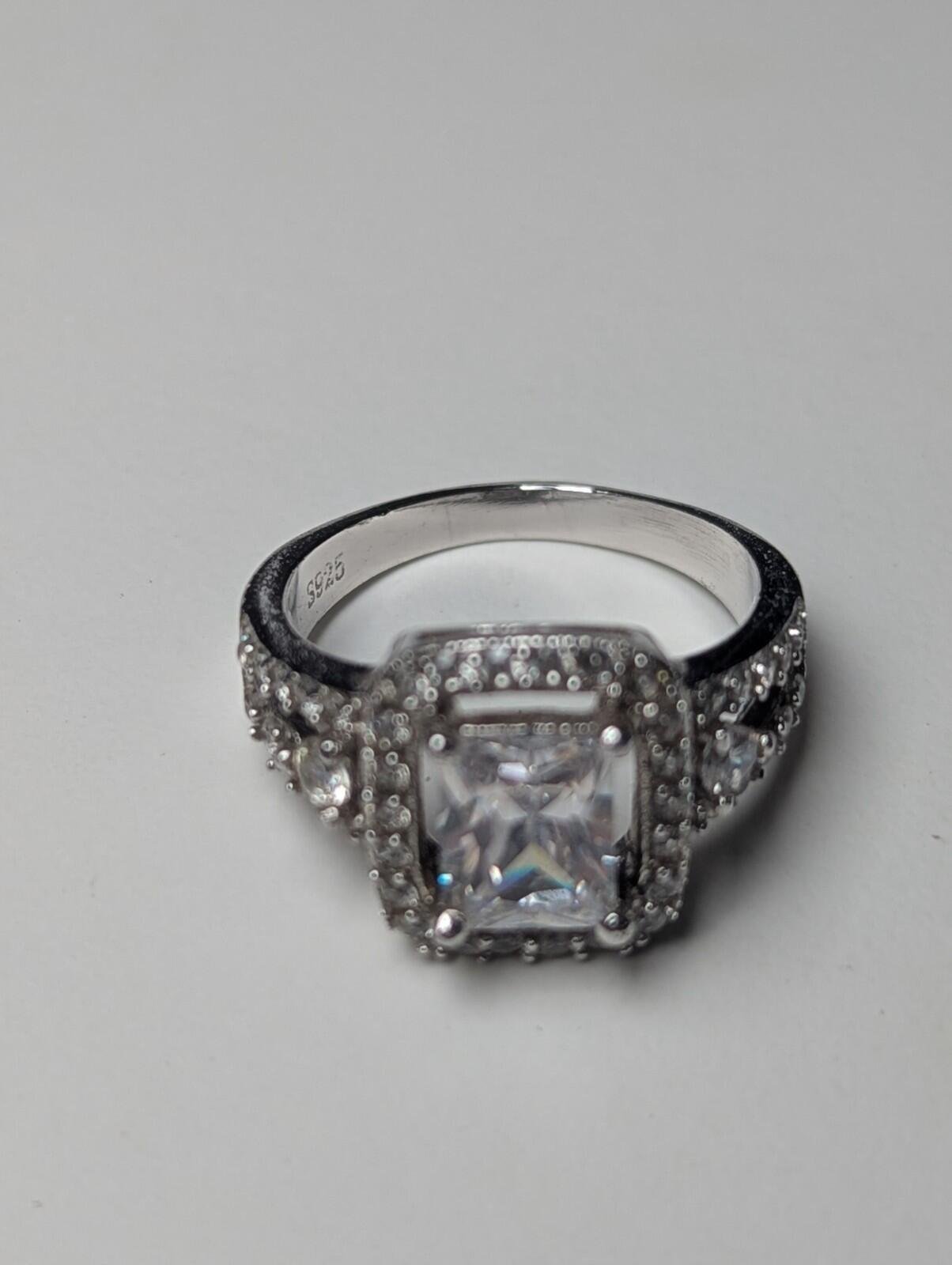 Vintage Sterling Silver CZ Clear Cluster Gemstone Ring | Size O | 925 - Image 2