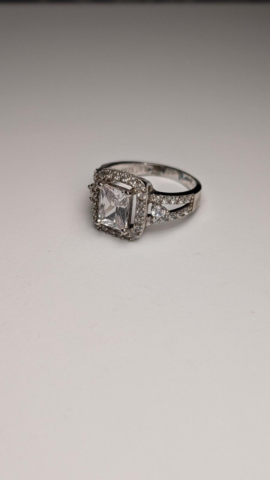 Vintage Sterling Silver CZ Clear Cluster Gemstone Ring | Size O | 925 - Image 4