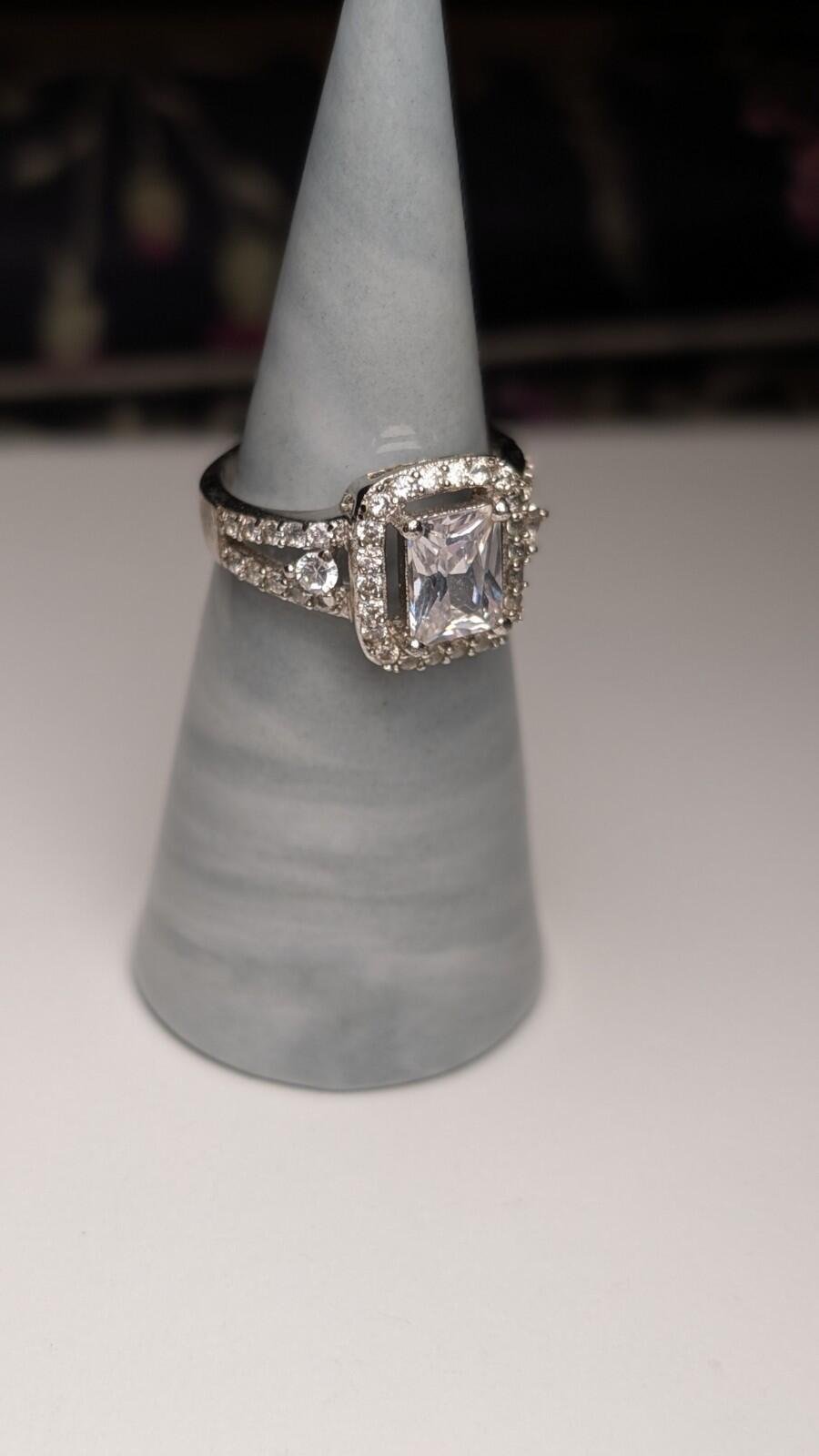 Vintage Sterling Silver CZ Clear Cluster Gemstone Ring | Size O | 925 - Image 5