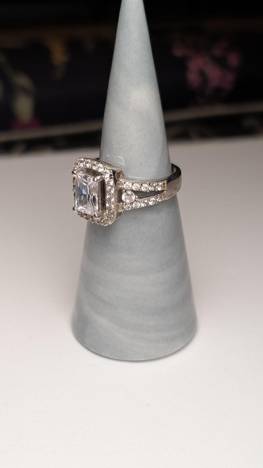 Vintage Sterling Silver CZ Clear Cluster Gemstone Ring | Size O | 925 - Image 6