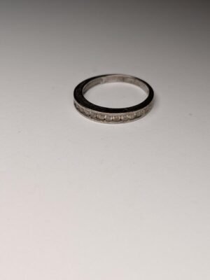 Vintage Sterling Silver CZ Stone Clear Gemstone Band Ring | Size J 1/2 | 925
