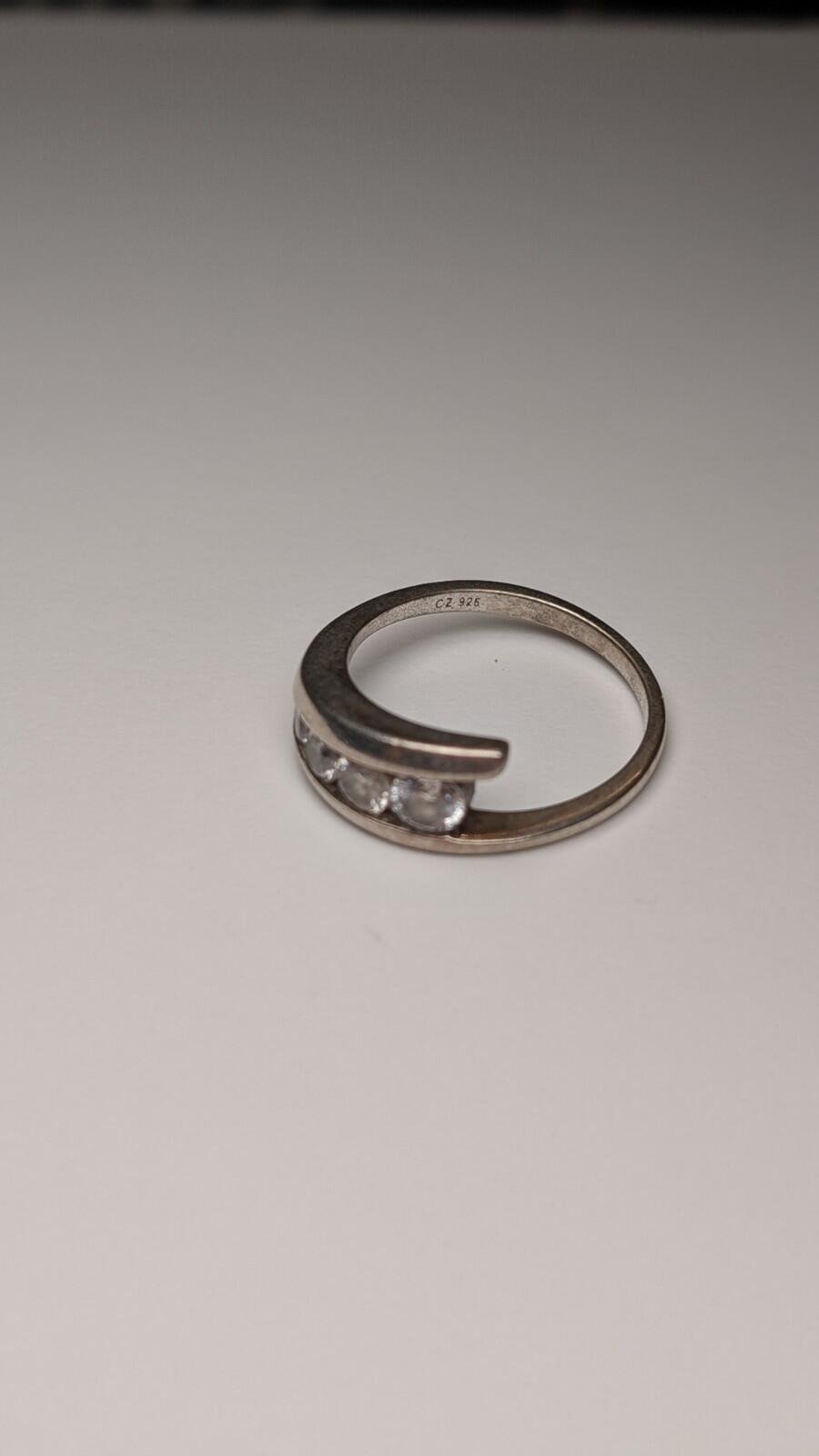 Vintage Sterling Silver CZ Gemstone Wrap Ring | Size R 1/2 | 925 Silver - Image 2
