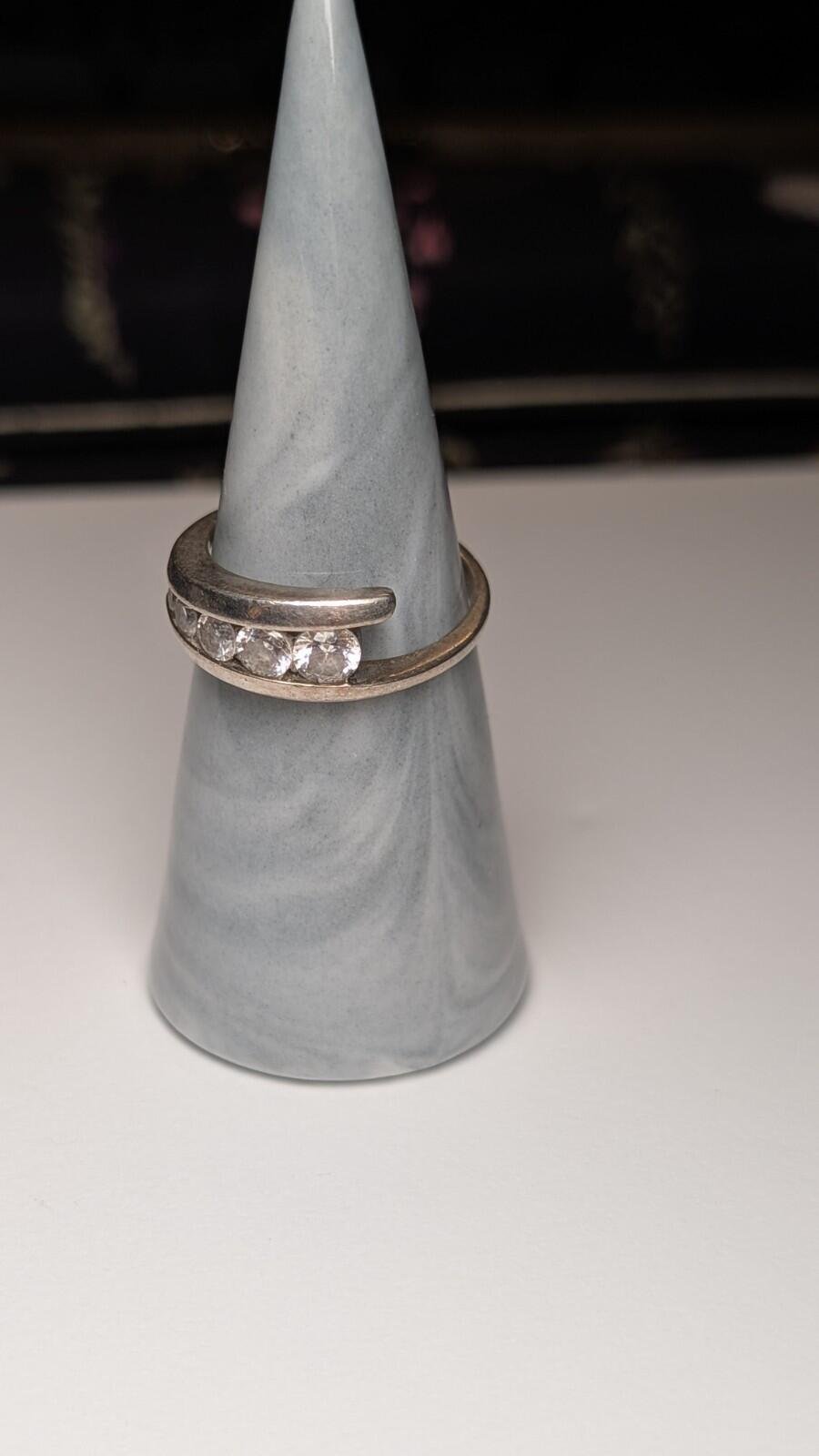 Vintage Sterling Silver CZ Gemstone Wrap Ring | Size R 1/2 | 925 Silver - Image 5
