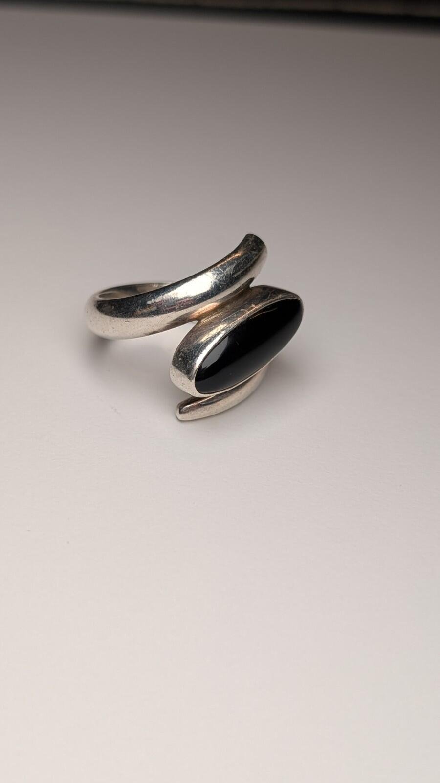 Vintage Sterling Silver Swirl Black Onyx Ring | Size P 1/2 | 925 Silver - Image 4