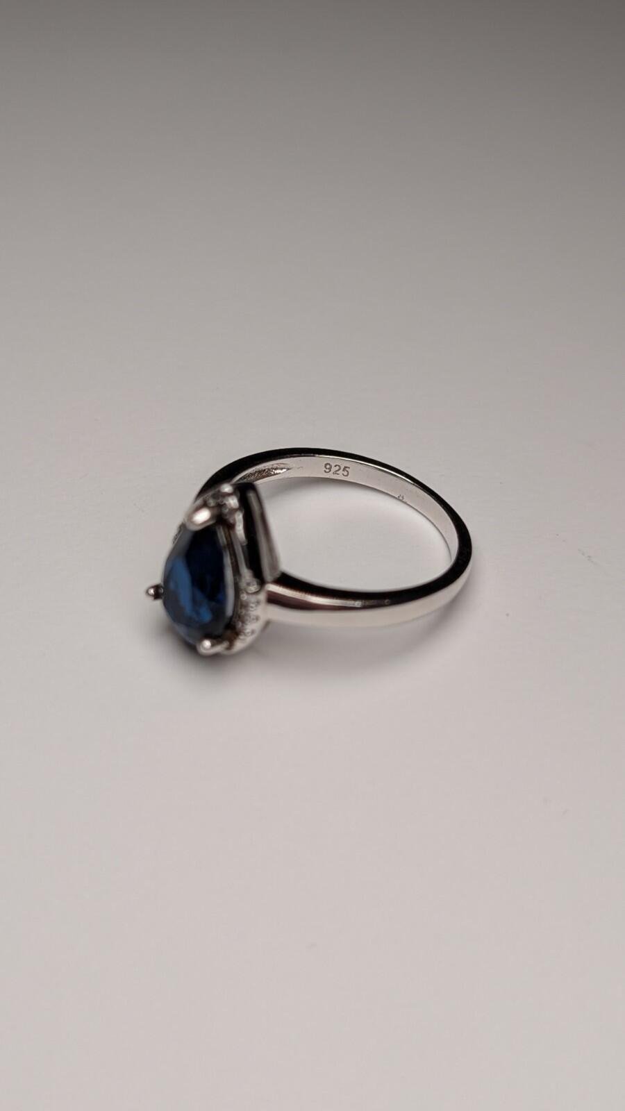 Vintage Sterling Silver Pear Drop Blue Spinel Ring | Size N 1/2 | 925 Silver - Image 3