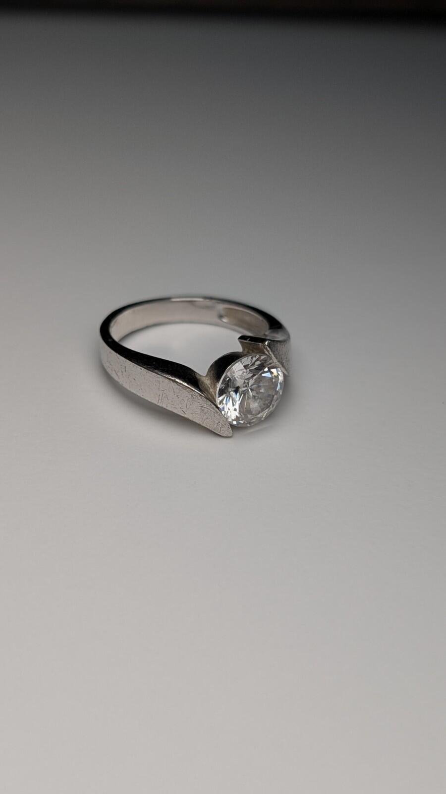 Vintage Sterling Silver CZ Stone Ring | Size N | 925 Silver - Image 3