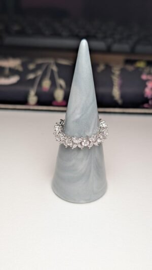 Vintage Sterling Silver CZ Stones Flower Eternity Ring | S 1/2 | 925 Silver