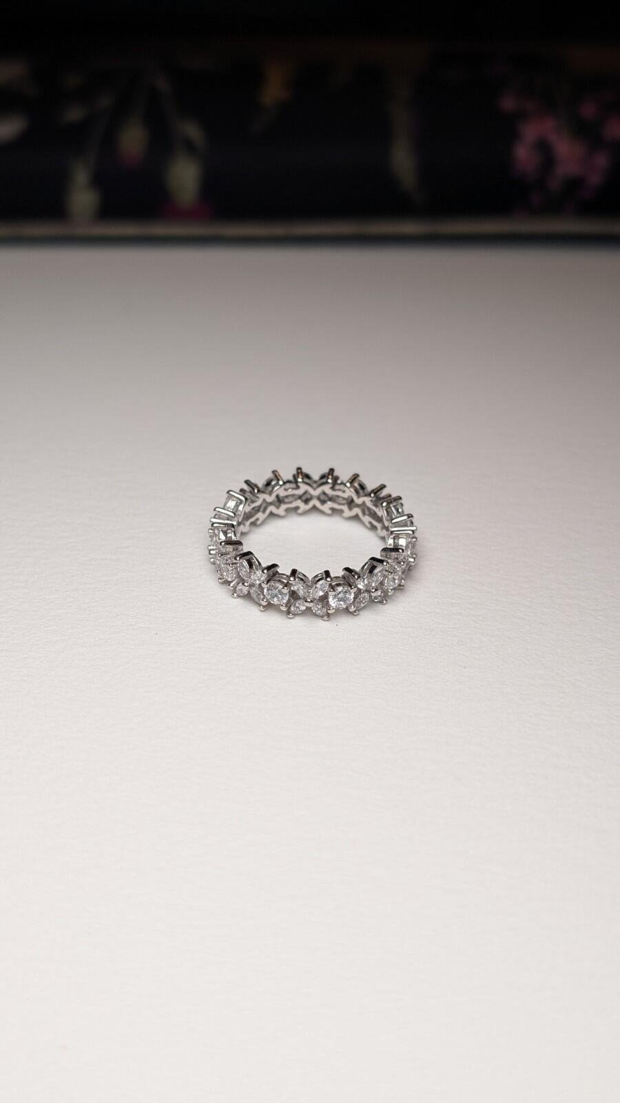 Vintage Sterling Silver CZ Stones Flower Eternity Ring | S 1/2 | 925 Silver - Image 2