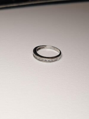 Vintage Sterling Silver CZ Gemstones Band Ring | Size Q | 925 Silver